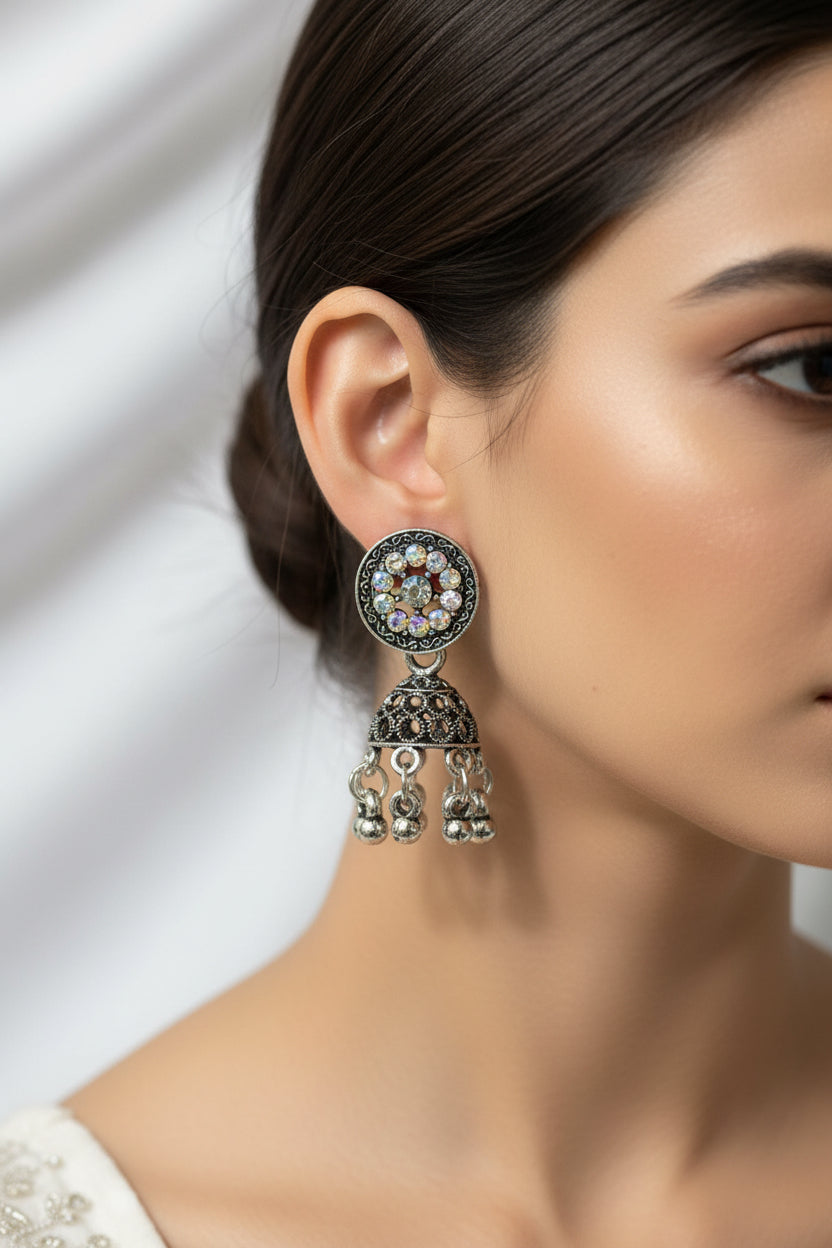 Oxidised silver earrings with diamonds 💎