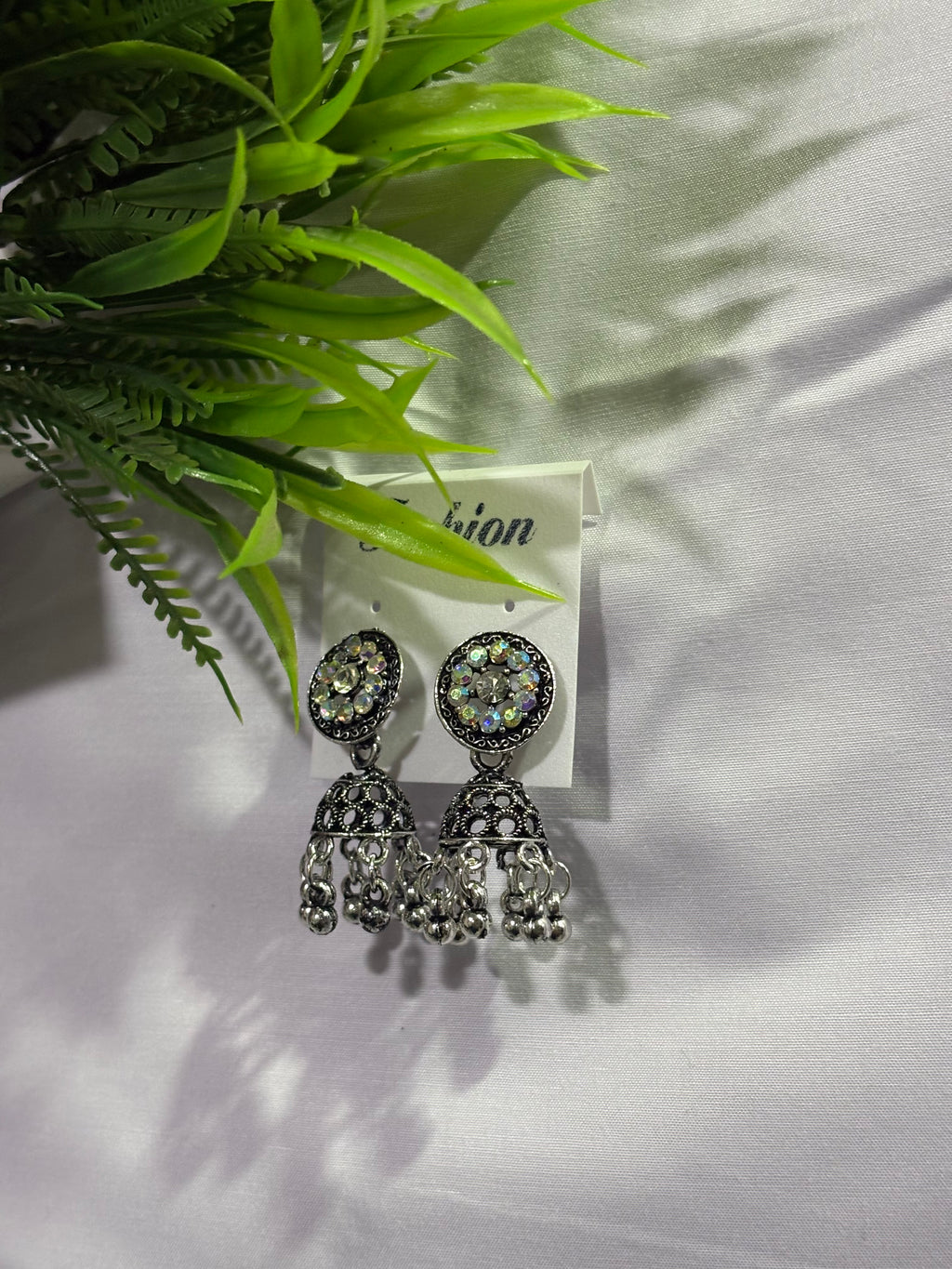 Oxidised silver earrings with diamonds 💎