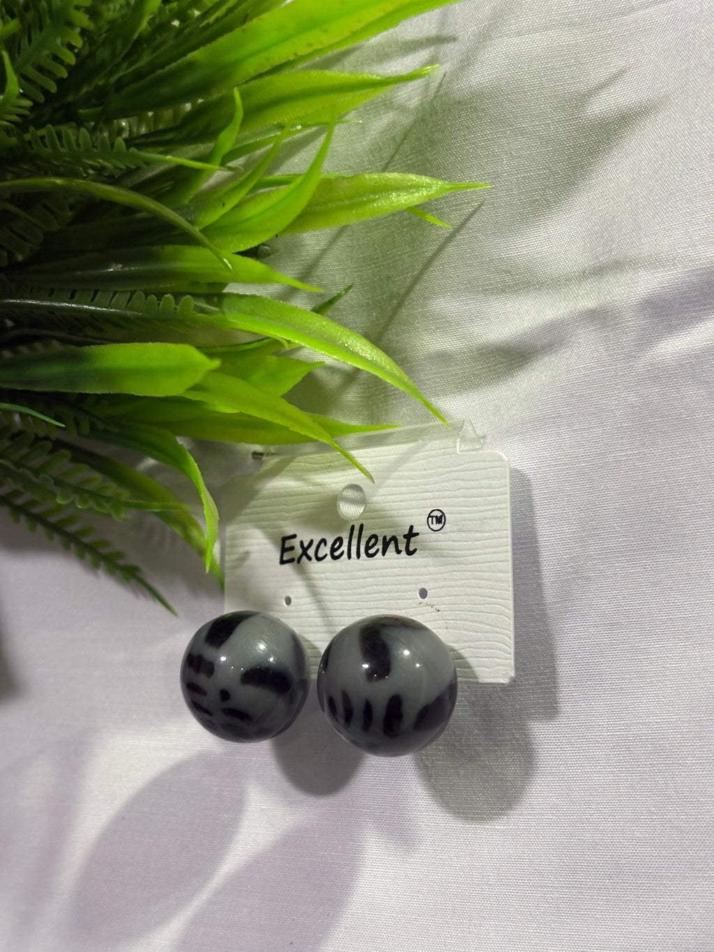 Glass earrings for women's