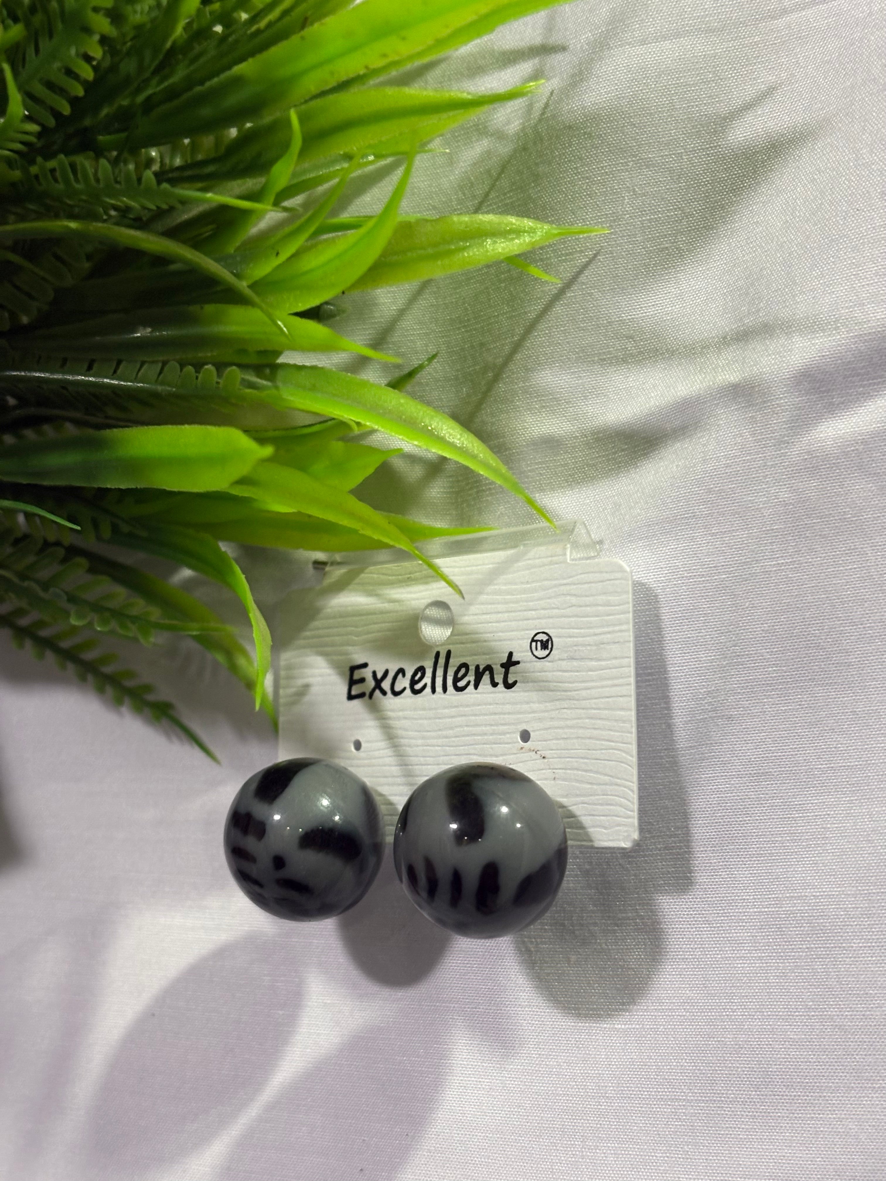 Glass earrings for women's